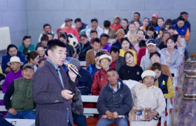 Говь-Алтай аймгийн Чандмань сумын иргэдтэй уулзлаа