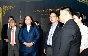 БНСУ-ын Үндэсний Ассамблейн дарга Ү Вон Шиг “Чингис хаан” үндэсний музейд зочиллоо