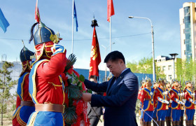 МОНГОЛ-ОРОСЫН НАЙРАМДАЛТ ХАРИЛЦААНЫ НОТОЛГОО БОЛСОН “МОНГОЛ АРД” ЭСКАДРИЛИЙН ХӨШӨӨНД ЦЭЦЭГ ӨРГӨЛӨӨ