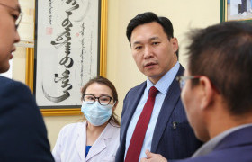 ХУД-ИЙН ӨРХИЙН ЭРҮҮЛ МЭНДИЙН ТӨВИЙН ЦАХИМЖИЛТЫН ЯВЦТАЙ ТАНИЛЦАЖ ҮҮСЭЭД БУЙ АСУУДЛЫГ ШИЙДВЭРЛЭХИЙГ ҮҮРЭГДЭВ