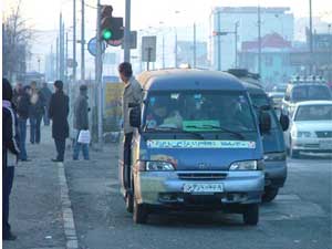  Та микро автобусаар үйлчлүүлсэн ч зорчих тасалбараа авах ёстой  