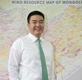 Б.Бямбасайхан: Монгол орон бол эрчим хүчний диваажин