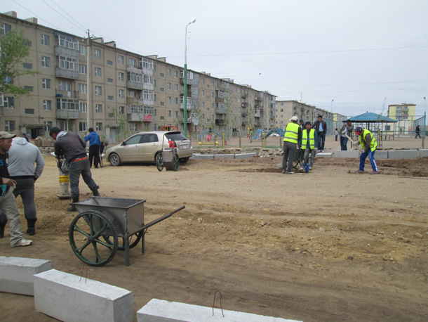 Шинээр 12 замчинтай боллоо