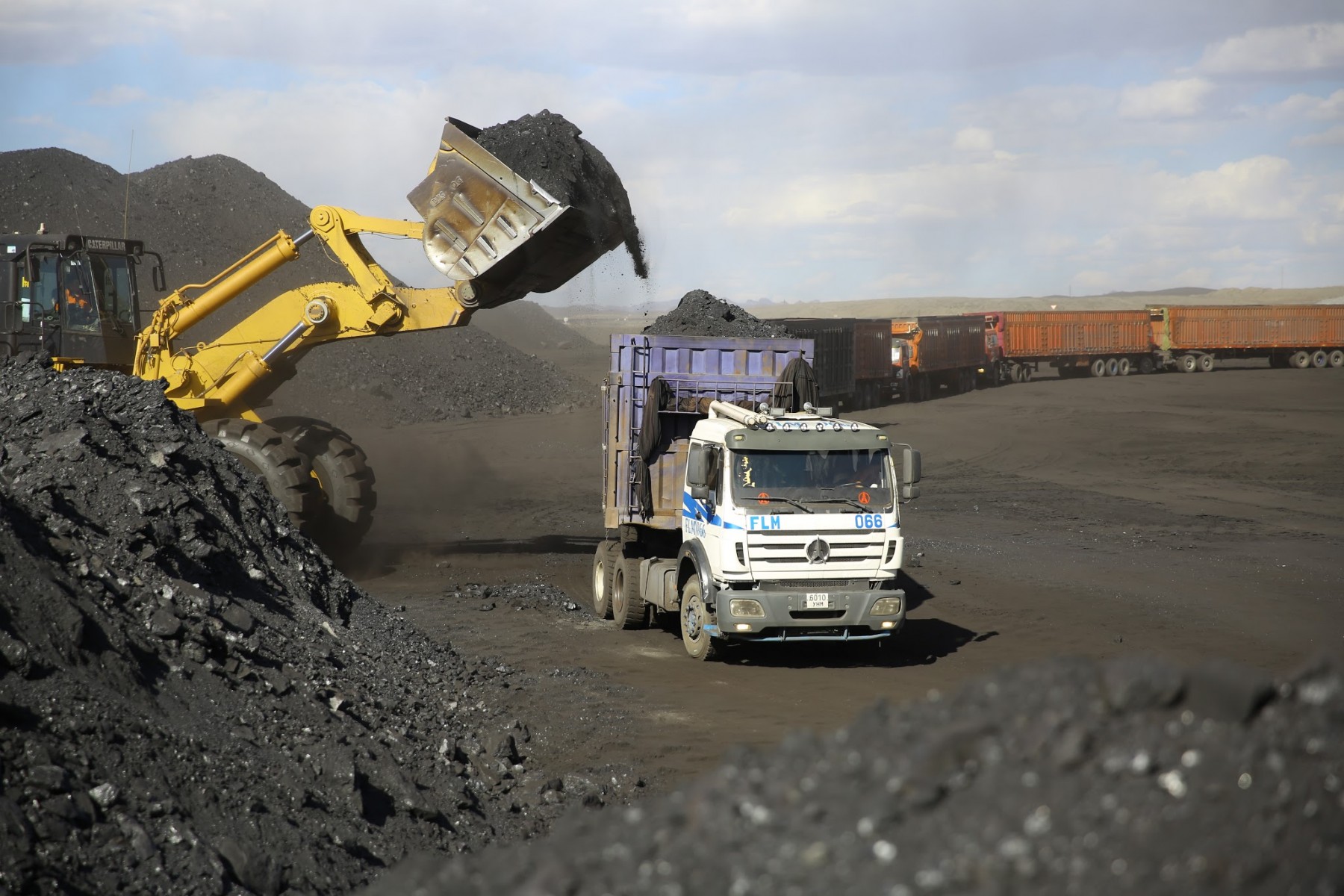 Монгол улс 2020 онд 28.5 сая тонн нүүрс экспортолсон байна