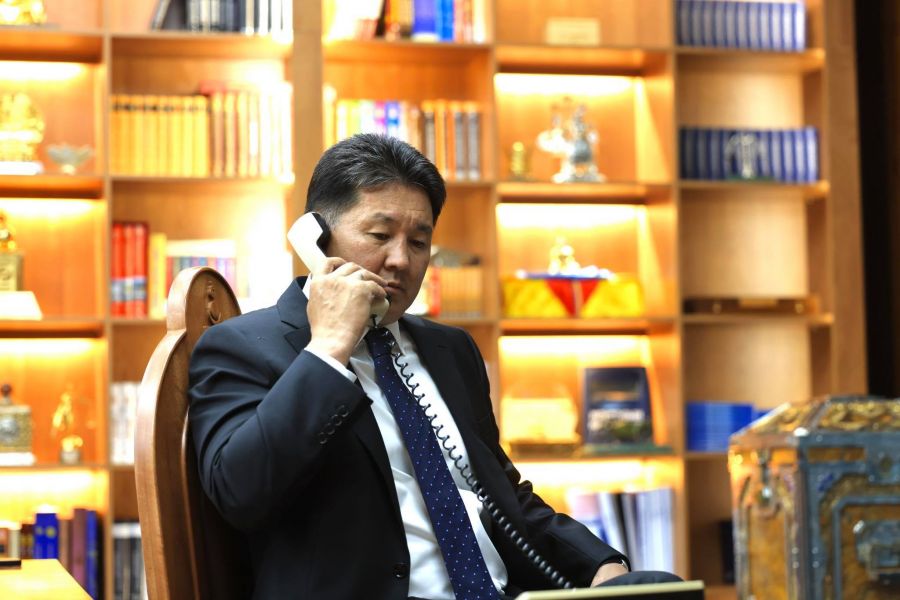 Монгол Улсын Ерөнхийлөгч У.Хүрэлсүх БНХАУ-ын дарга Ши Жиньпинтэй утсаар ярив