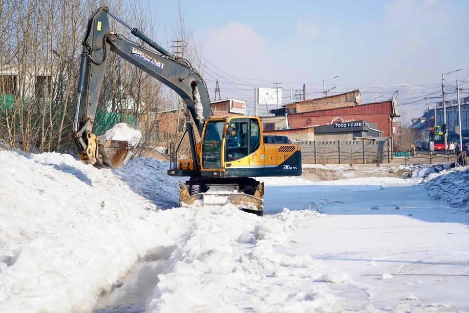 110 айл өрхийг ус, мөсөнд автах эрсдэлээс урьдчилан сэргийллээ